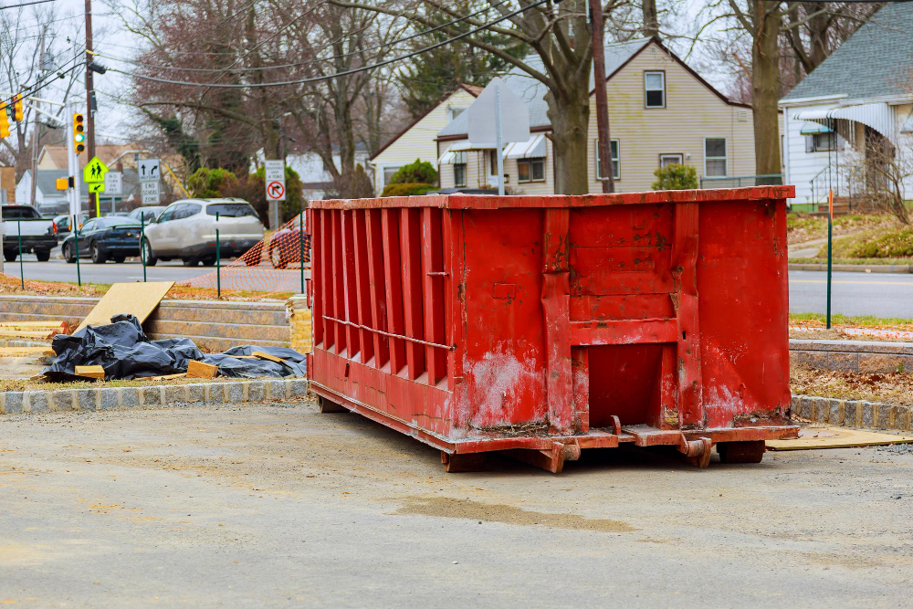 Everything You Need to Know About Roll Off Containers