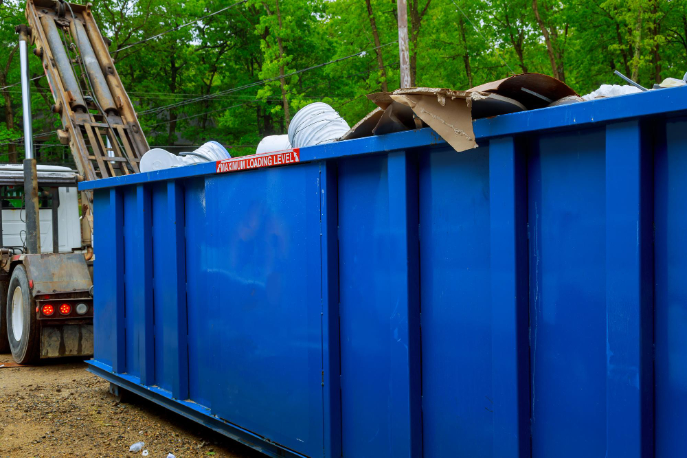 When Should You Rent a Roll Off Dumpster?