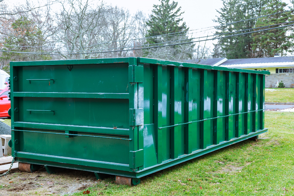 A Complete Guide to Choosing the Right Roll-Off Container